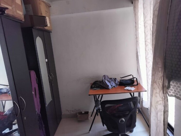 Team Area, kandivali west 3 Bedroom 900 Sq.Ft. Apartment In Kandivali West Mumbai 9907659