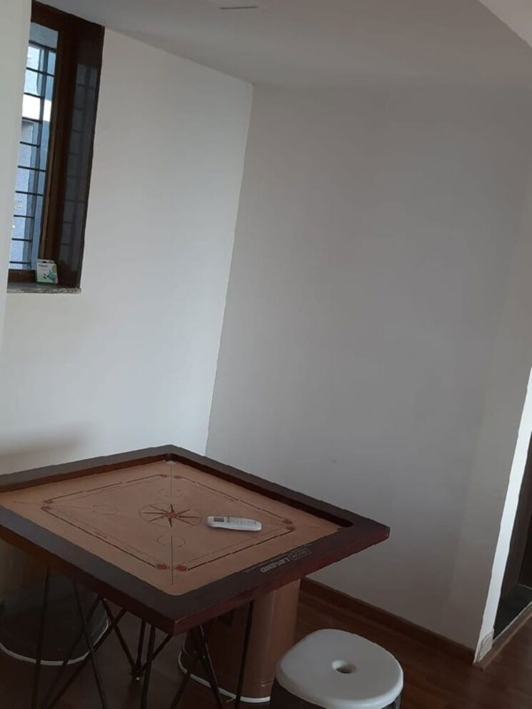 undefined, kandivali west 3 Bedroom 900 Sq.Ft. Apartment In Kandivali West Mumbai 9907659