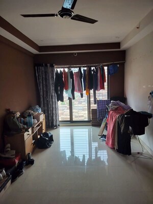 Living Room in 3 BHK Apartment at Kandivali West – for Rent