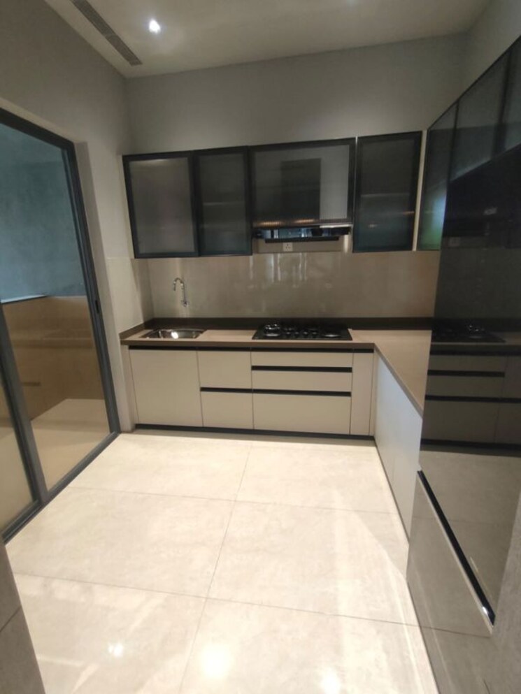 Kitchen, sankla-east-world 2.5 Bedroom 883 Sq.Ft. Apartment In Shewalwadi Pune 9907626