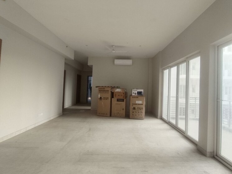 Room, spaze-kalistaa 3.5 Bedroom 3200 Sq.Ft. Apartment In Sector 84 Gurgaon 9907715