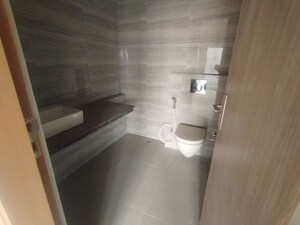 Bathroom in 3.5 BHK Apartment at Spaze Kalistaa, Sector 84 – for Sale
