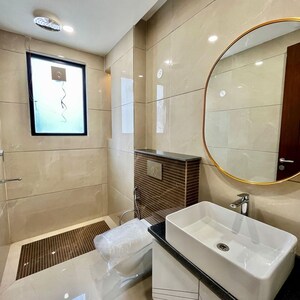 Team Area in 3 BHK Builder Floor at Aditya Apartment, Andheri West – for Sale