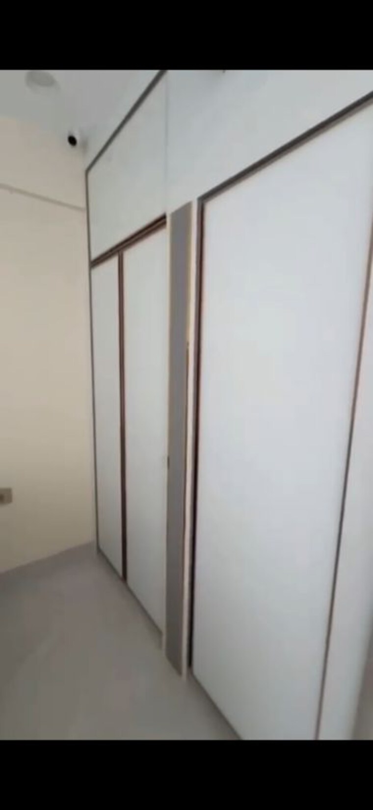 Room, dhaval-ganga 2 Bedroom 800 Sq.Ft. Apartment In Bandra West Mumbai 9907734