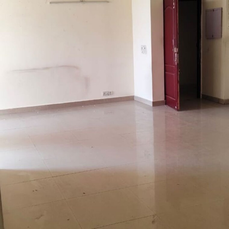 Room, terra-lavinium 3 Bedroom 740 Sq.Ft. Apartment In Sector 75 Faridabad 9907747