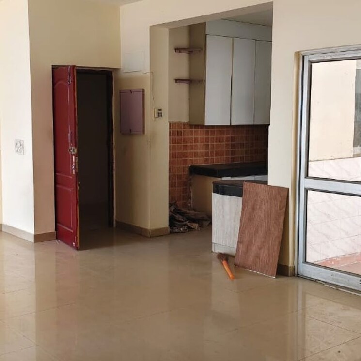 Room, terra-lavinium 3 Bedroom 740 Sq.Ft. Apartment In Sector 75 Faridabad 9907747