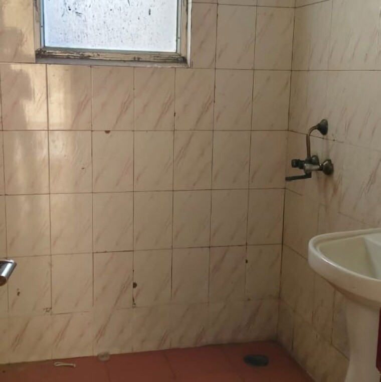 Bathroom, terra-lavinium 3 Bedroom 740 Sq.Ft. Apartment In Sector 75 Faridabad 9907747