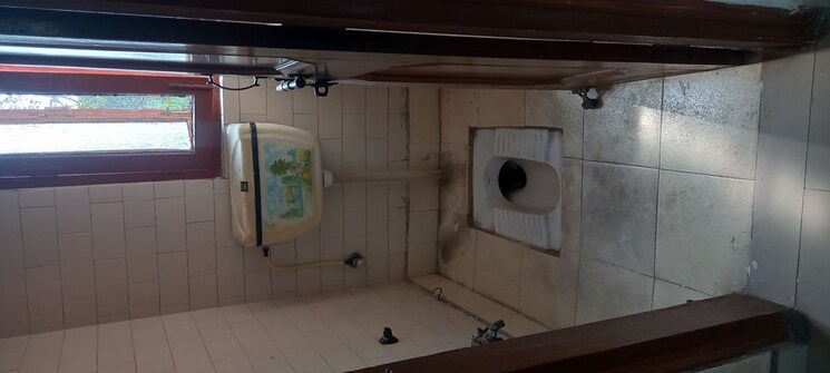 Bathroom, ip extension 2 Bedroom 950 Sq.Ft. Apartment In Ip Extension Delhi 9907753