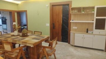 Bedroom in 4 BHK Builder Floor at SS Linden, Sector 84 – for Sale