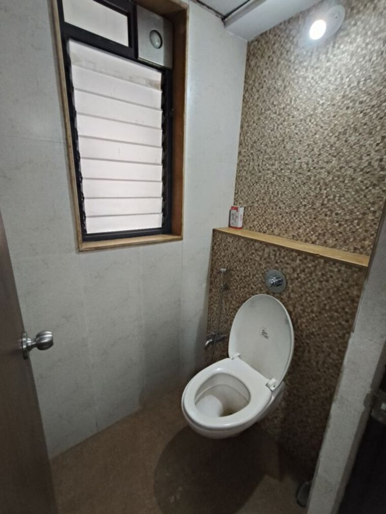Bathroom, lodha-palava-city 1 Bedroom 505 Sq.Ft. Apartment In Dombivli East Thane 9907838