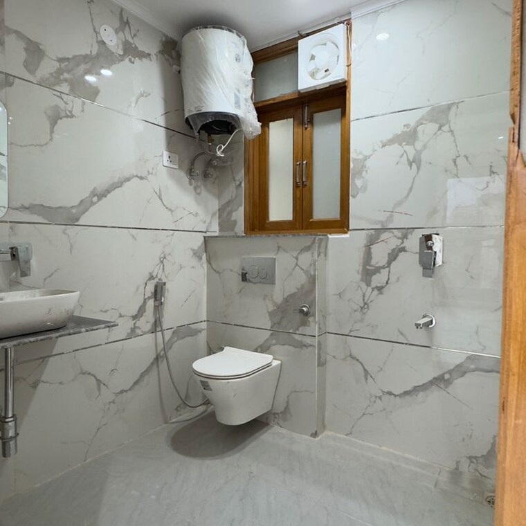 Bathroom, palm-residency-chhatarpur 2 Bedroom 1100 Sq.Ft. Apartment In Rajpur Khurd Extension Delhi 9907840