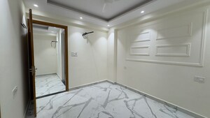 Room in 2 BHK Apartment at Palm Residency Chhatarpur, Rajpur Khurd Extension – for Rent