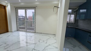 Room in 2 BHK Apartment at Palm Residency Chhatarpur, Rajpur Khurd Extension – for Rent