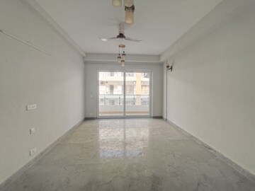Room in 4 BHK Apartment at SS Linden, Sector 84 – for Sale