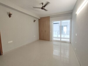 Room in 4 BHK Apartment at SS Linden, Sector 84 – for Sale