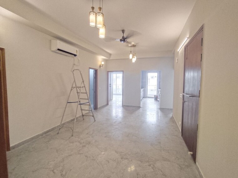 Room, ss-linden 4 Bedroom 2700 Sq.Ft. Apartment In Sector 84 Gurgaon 9907995