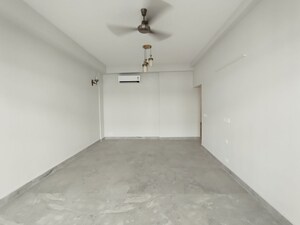 Room in 4 BHK Apartment at SS Linden, Sector 84 – for Sale