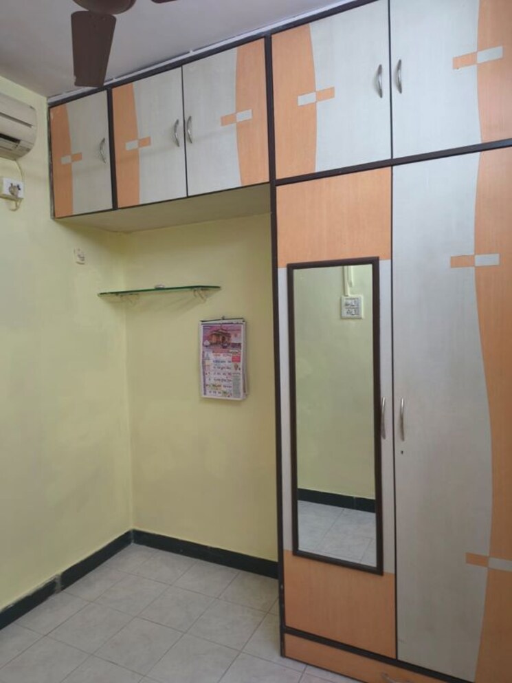 Kitchen, kurla east 1 Bedroom 300 Sq.Ft. Apartment In Kurla East Mumbai 9908004