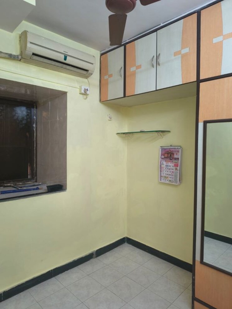 Kitchen, kurla east 1 Bedroom 300 Sq.Ft. Apartment In Kurla East Mumbai 9908004