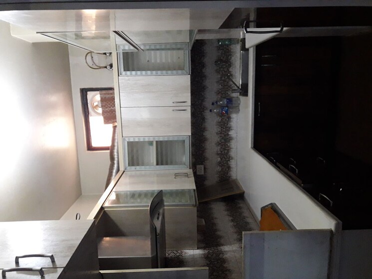 Kitchen/pantry, rohini sector 8 3 Bedroom 90 Sq.Mt. Builder Floor In Rohini Sector 8 Delhi 9907835