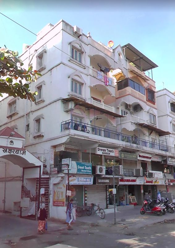 2 BHK Apartment For Rent in Bodakdev