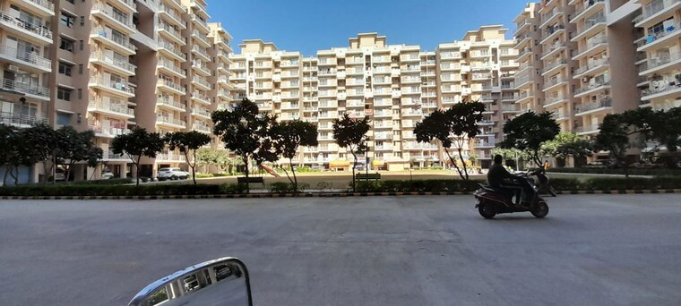 Exterior View, breez-global-heights 1 Bedroom 394 Sq.Ft. Apartment In Sohna Sector 33 Gurgaon 9908137