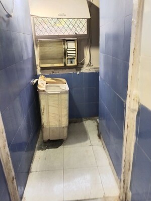 Bathroom in 1 RK Apartment at Uday Giri Apartments, Sector 34 – for Rent