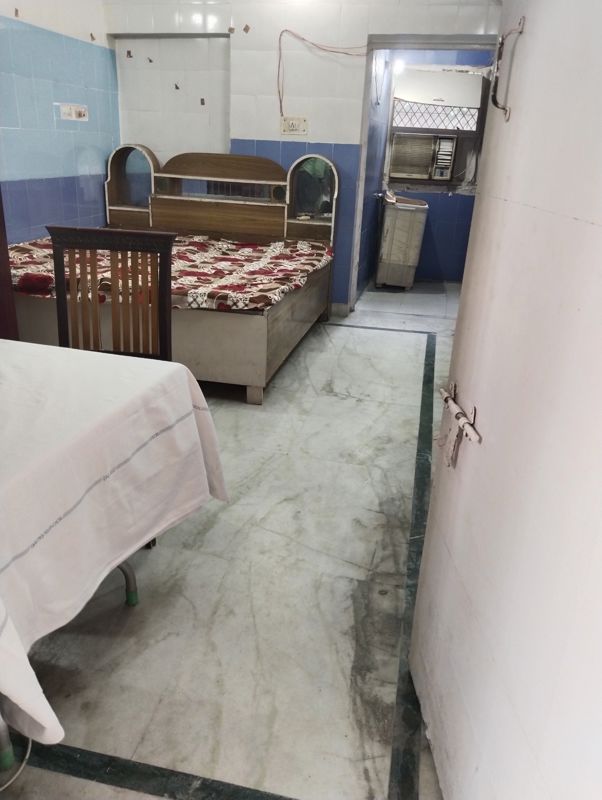 1 Rk  150 Sq.Ft. Apartment in Uday Giri Apartments