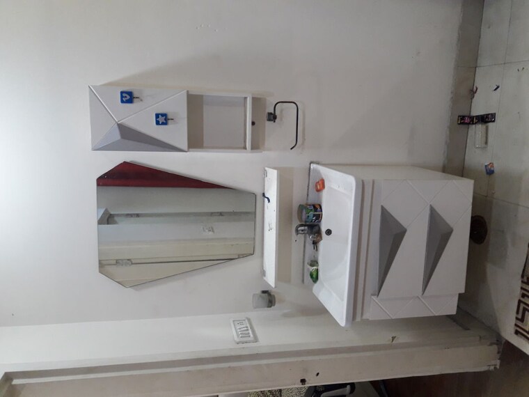 Washroom, rohini sector 8 3 Bedroom 64 Sq.Mt. Builder Floor In Rohini Sector 8 Delhi 9908055