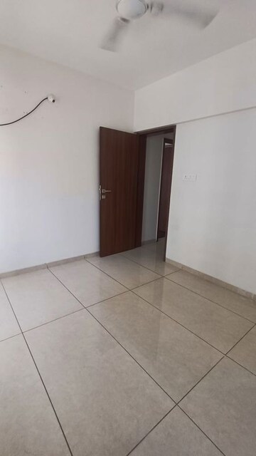 Room in 2 BHK Apartment at Anand Eastwoods, Viman Nagar – for Rent