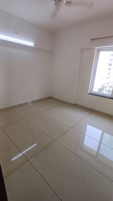 Room in 2 BHK Apartment at Anand Eastwoods, Viman Nagar – for Rent