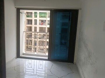 Room in 1 BHK Apartment at Shellproof Gladiolus Tower, Vasai East – for Rent