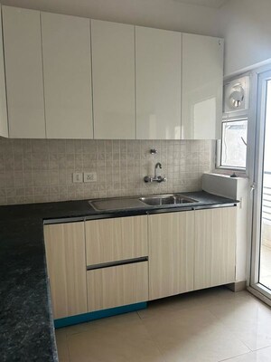 Kitchen in 3.5 BHK Apartment at Spaze Privy AT4, Sector 84 – for Rent