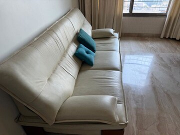 Living Room in 2 BHK Apartment at Andheri West – for Rent