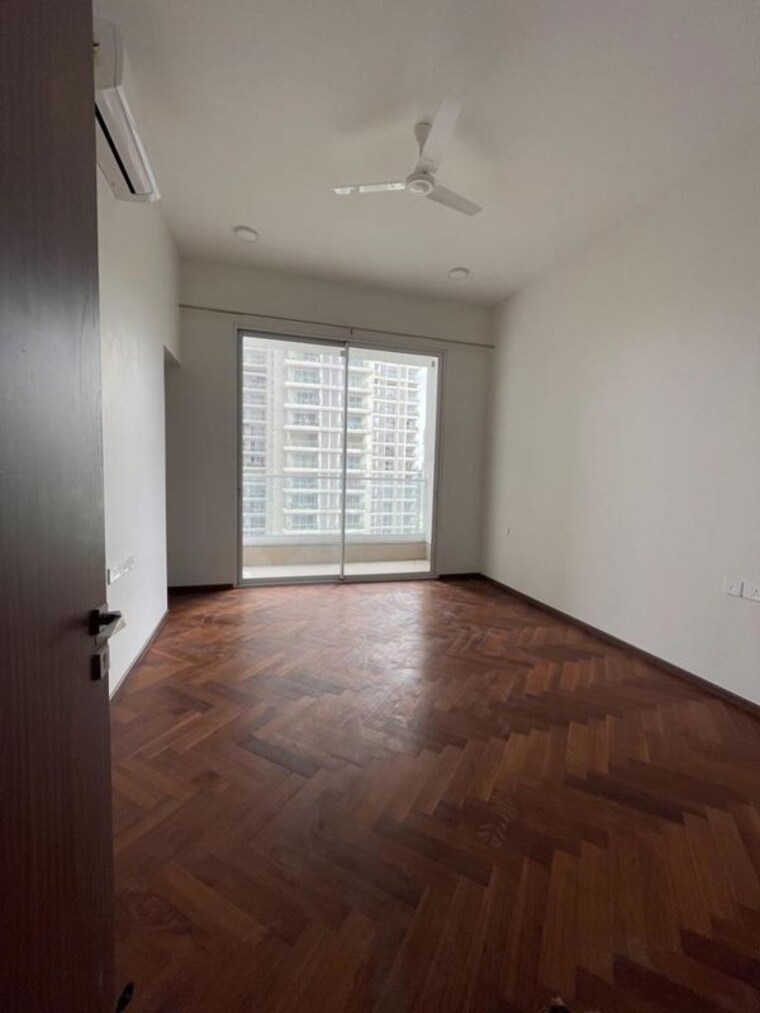 Room, omkar-alta-monte 3 Bedroom 1625 Sq.Ft. Apartment In Malad East Mumbai 9908142