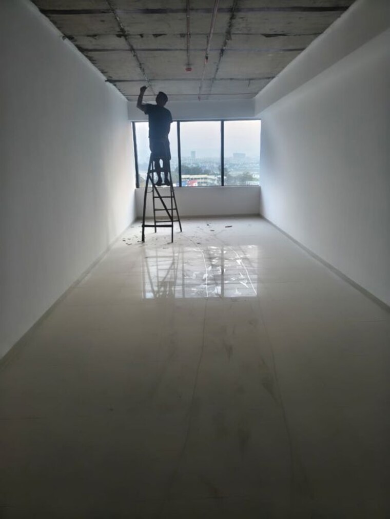 Room, solapur road Commercial Office Space 260 Sq.Ft. In Solapur Road Pune 9908155