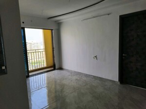 Room in 2 BHK Apartment at Imperial Splendora, Vasai East – for Rent