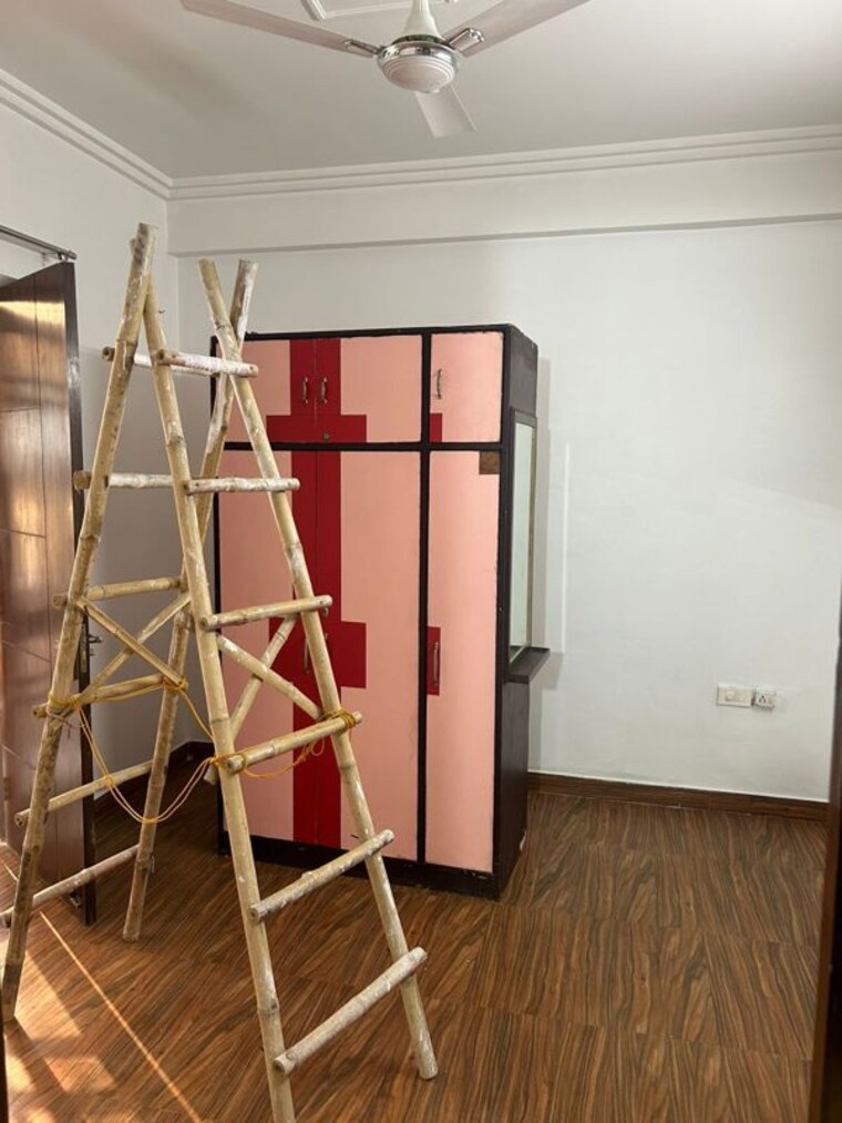 undefined, sushant lok ii 3 Bedroom 215 Sq.Yd. Builder Floor In Sushant Lok ii Gurgaon 9908333