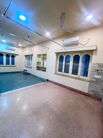  Shop – Exterior View View at Golpark - for Rent