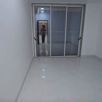 Room in 4 BHK Apartment at Nathani Heights, Marzban Parsi Colony – for Sale