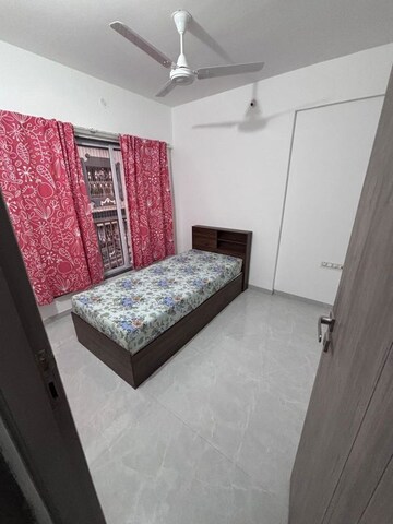Bedroom in 2 BHK Apartment at Jayakunj Apartment CHSL, Borivali West – for Rent