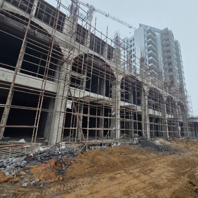 Exterior View, pyramid-infinity Commercial Shop 235 Sq.Ft. In Sector 70a Gurgaon 9908495