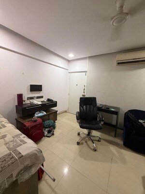2 BHK Apartment For Rent in Andheri West