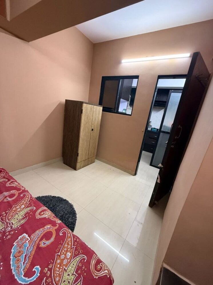 Bedroom, andheri west 2 Bedroom 600 Sq.Ft. Apartment In Andheri West Mumbai 9908453