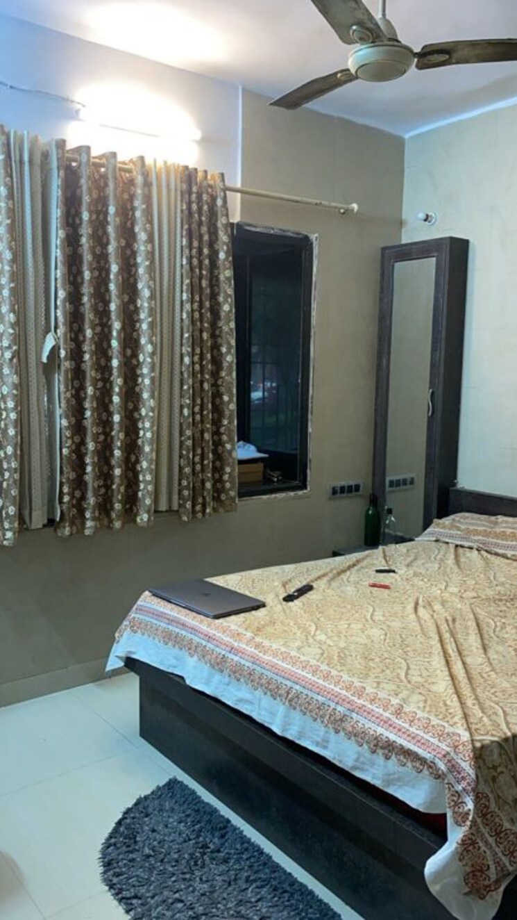Bedroom, andheri west 2 Bedroom 600 Sq.Ft. Apartment In Andheri West Mumbai 9908453