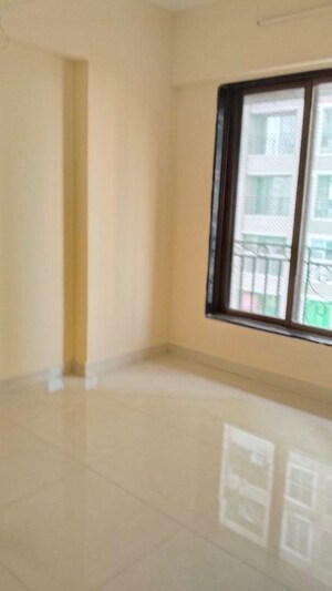 Room in 1 BHK Apartment at Shantee Meera Avenue, Vasai East – for Rent