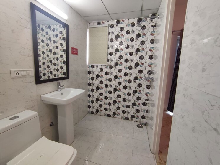 Bathroom, migsun-twiinz 2 Bedroom 1060 Sq.Ft. Apartment In Eta Ii Greater Noida Greater Noida 9908559