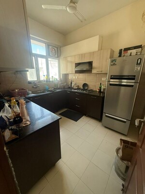 Kitchen in 3.5 BHK Builder Floor at Sector 57 – for Rent