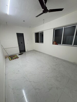 Room in  Office Space at Nextera Ketan CHS, Tembhi Naka – for Sale