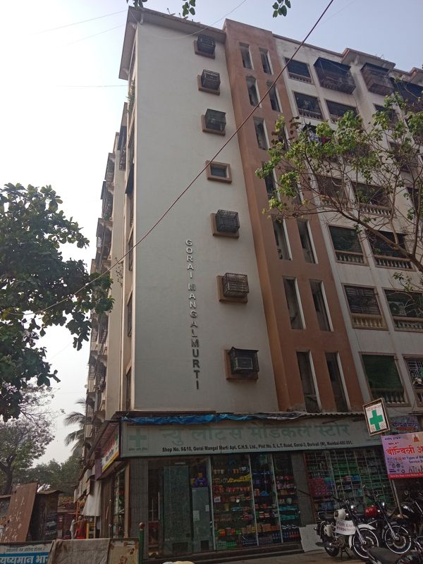 1 BHK 410 Sq.Ft. Apartment in Mangal Murti CHS Borivali West